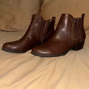 Unisa Dark Brown Ankle Booties